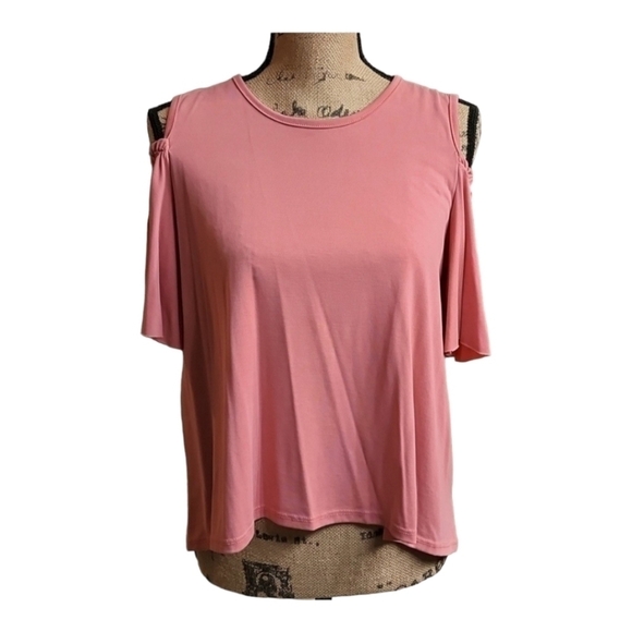 3/$15 Lavender Field Off-the-Shoulder S - Picture 1 of 5